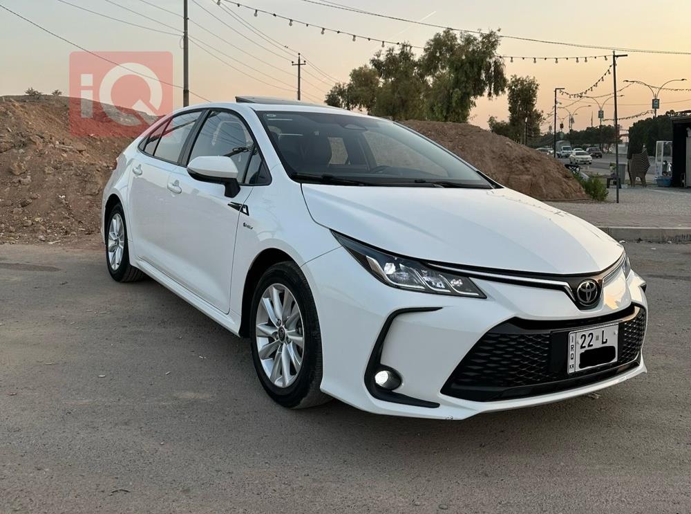 تۆیۆتا کۆرۆلا